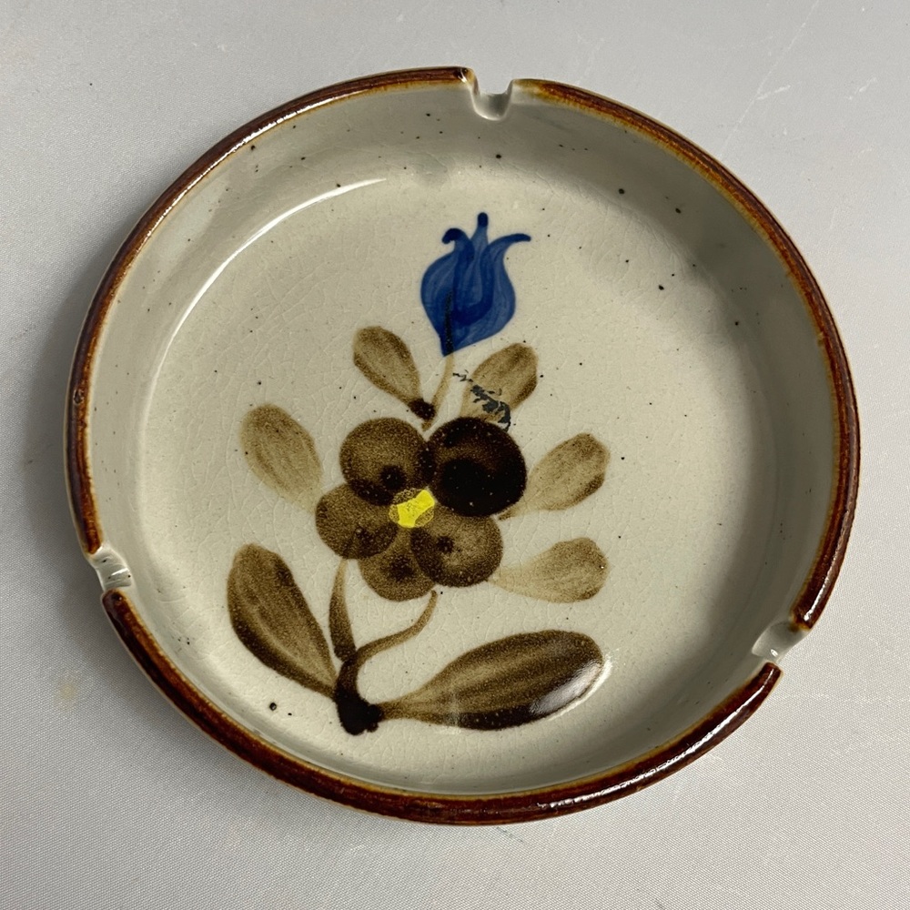 Retro Floral Ceramic Ashtray with Blue and Brown Design‎ Made in Korea